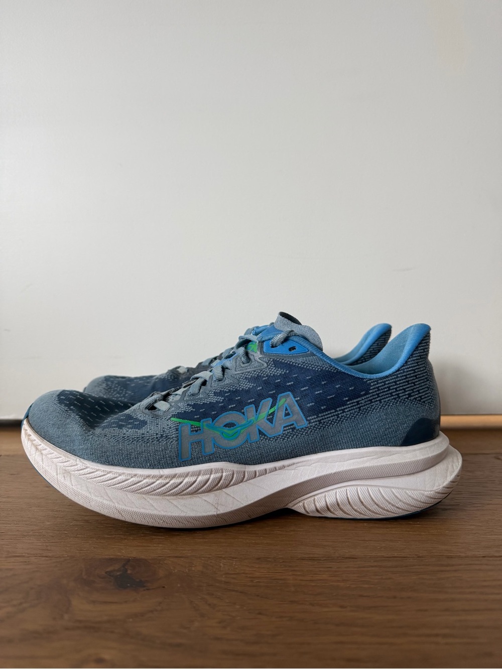 Hoka Mach 6 Mens 8.5 Shoes